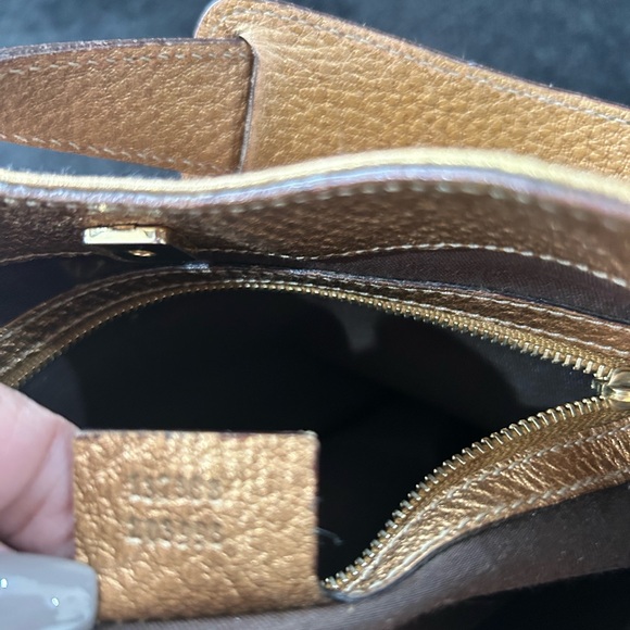 Gucci Hasler Metallic Handbag - Picture 15 of 16